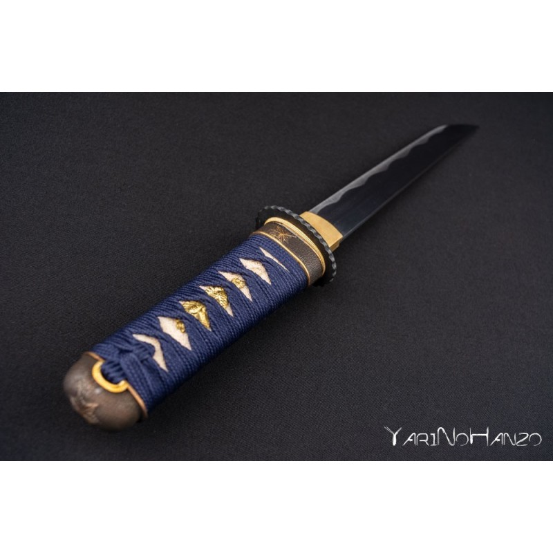 Hamidashi Tanto